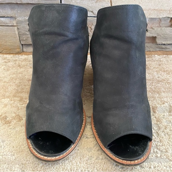 Chinese Laundry Caleb Calvin Black Shooties Open Toe Sandals Block Heel: 7 - Picture 3 of 10